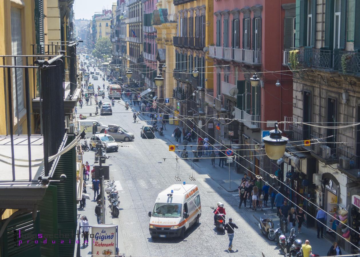 Casa Beatrice, Appartamento Nel Centro Di Napoli Eksteriør bilde